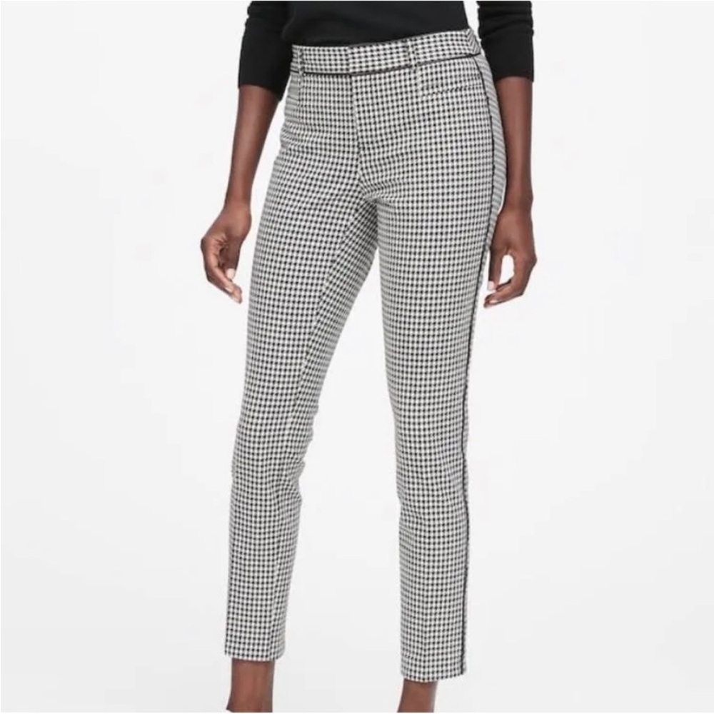 Banana Republic Sloan Pant with Black and White Houndstooth Print